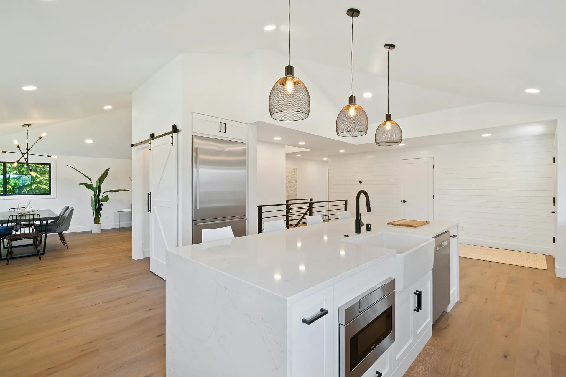 Renovation & remodeling website style — Renovation